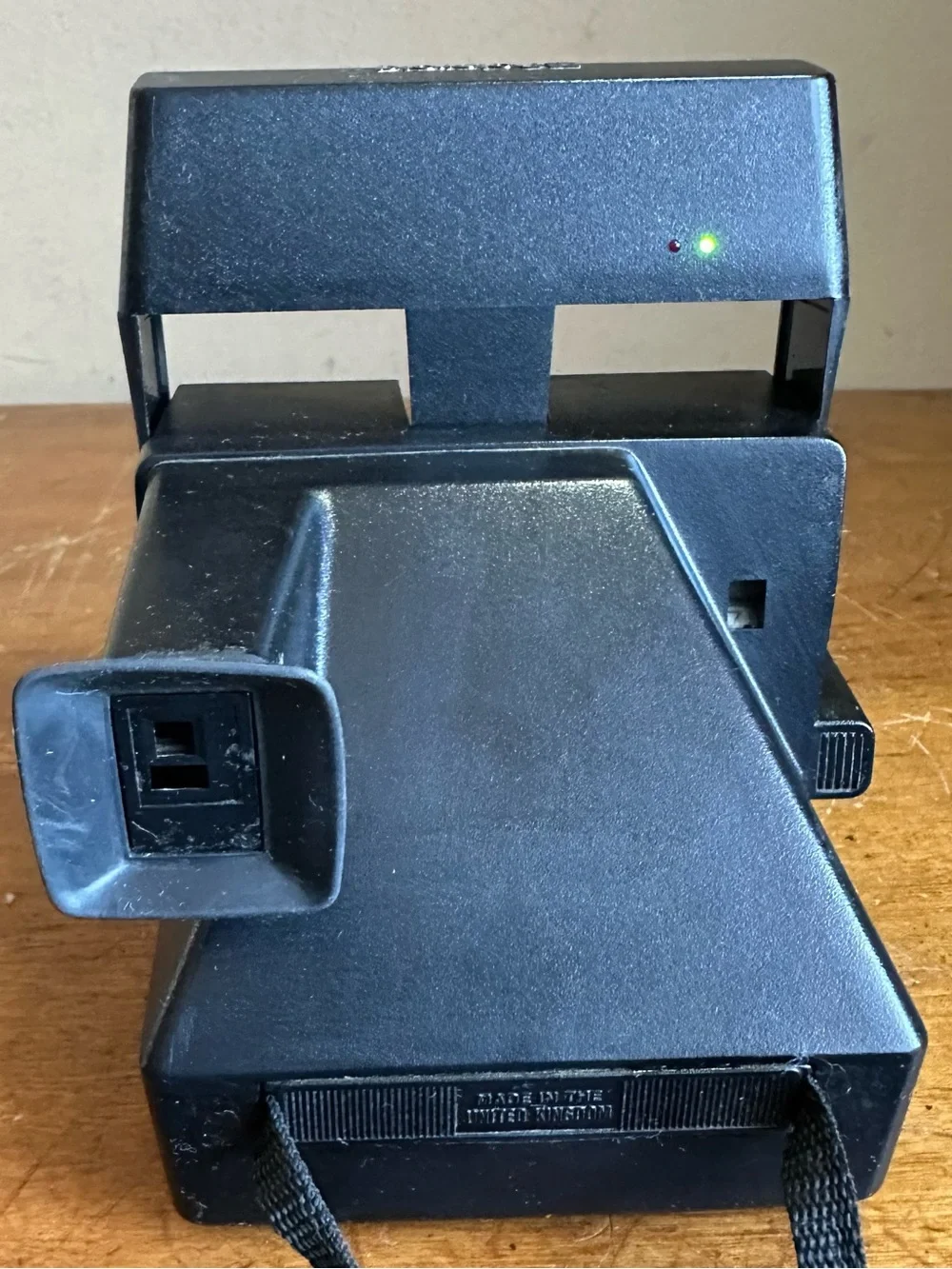 Vintage Polaroid 600 One Step Flash Point & Shoot Instant Film Camera w/ Strap